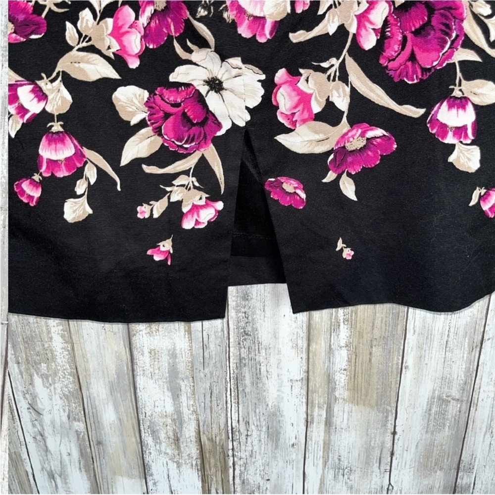 White House Black Market Black & Pink Floral Pencil Skirt - Picture 4 of 6